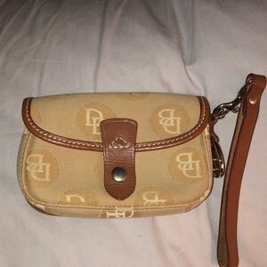 Dooney & Bourke Wristlet